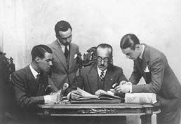 Italo Ghiglione con i figli nel 1933